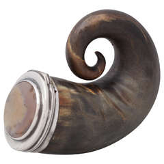 Sterling Silver, Mounted Horn and Agate Scottish Snuff Mull with Hinged Lid
