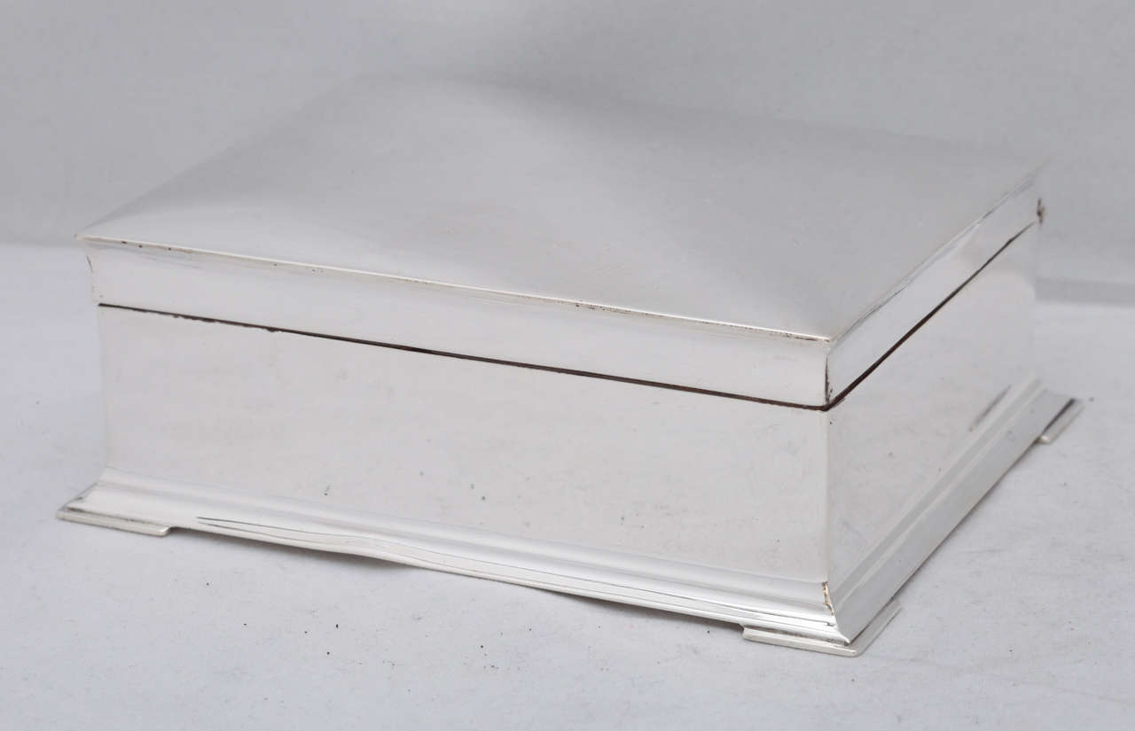 Art Deco, sterling silver, footed table box with hinged lid, Birmingham, England, 1931, William Devenport - maker. 5