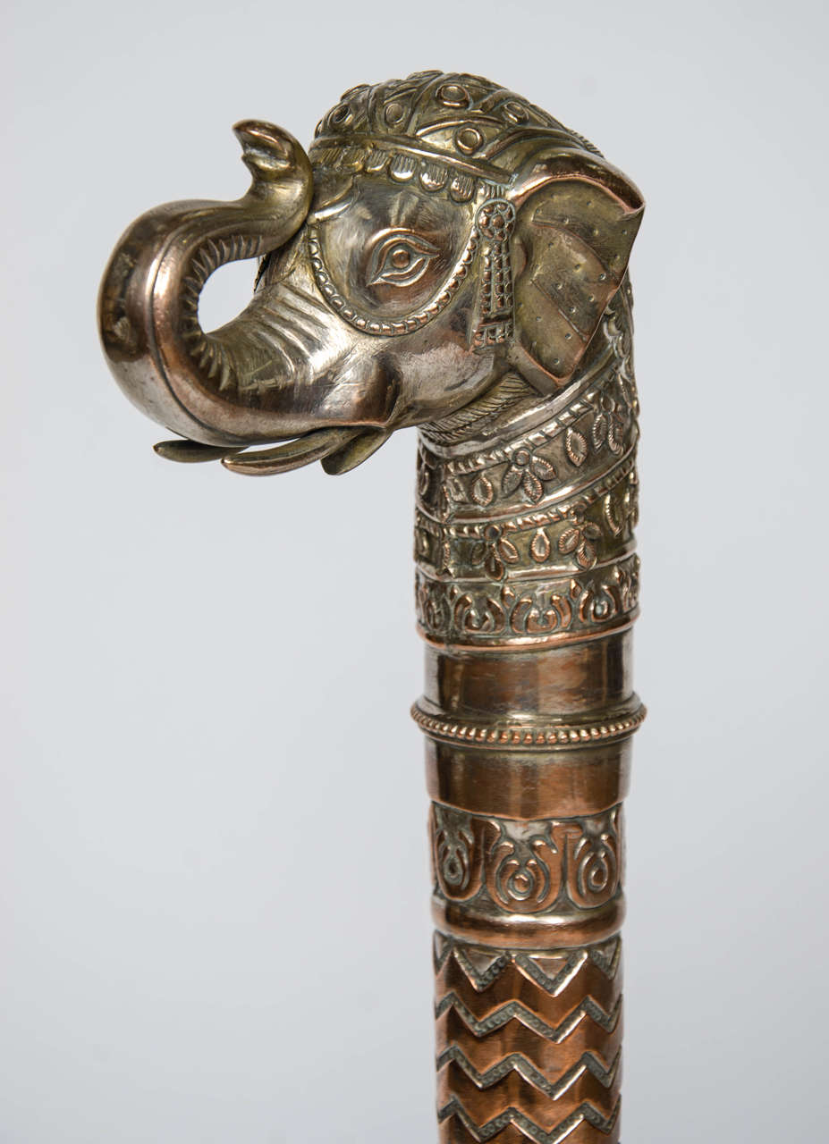 Indian Two Gondoliers Sceptres