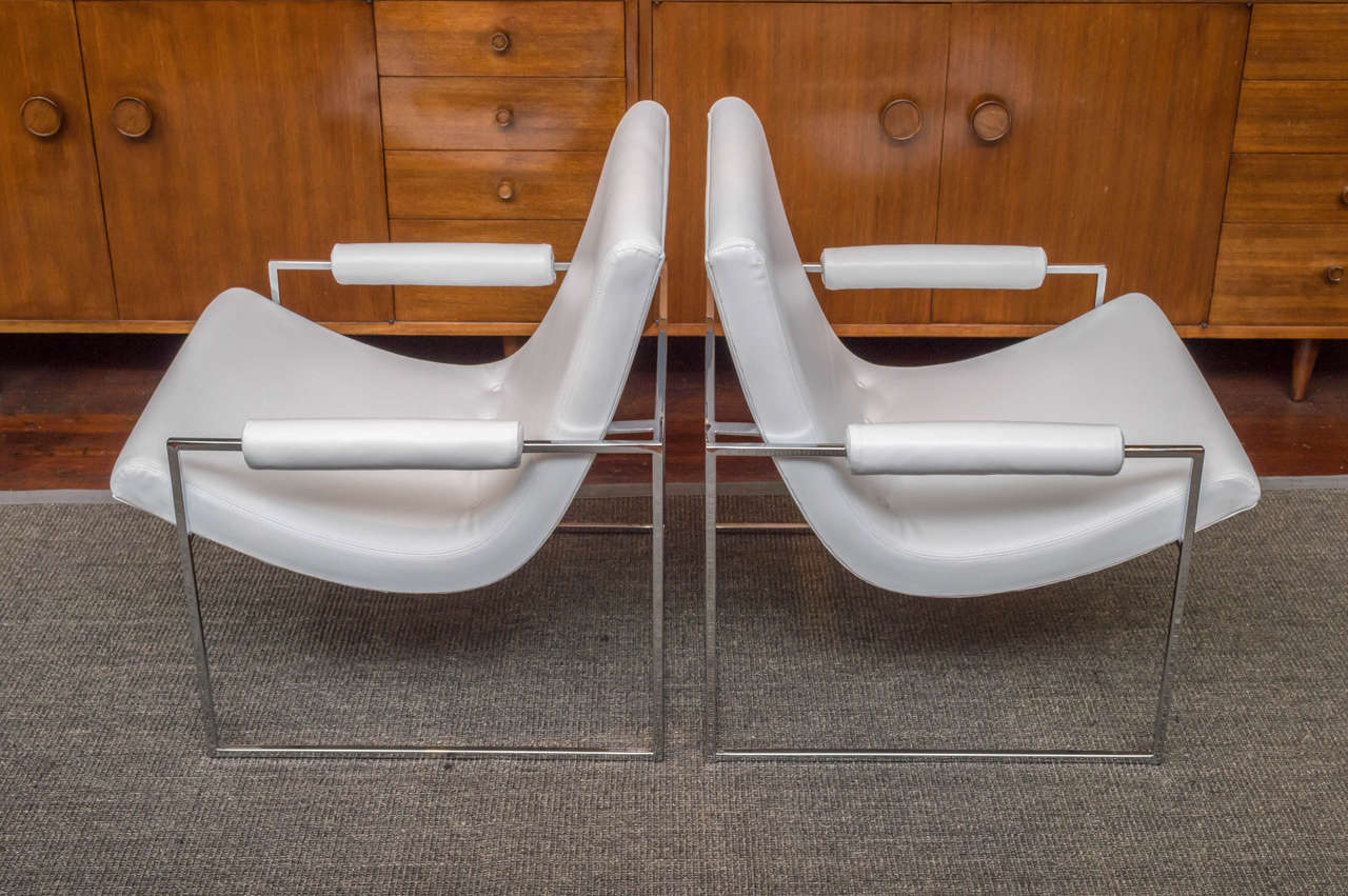 Mid-20th Century Milo Baughman Scoop Lounge Chairs