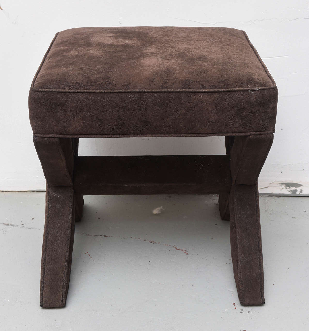 Brown ultra suede X stool by Milo Baughman 1970s USA.