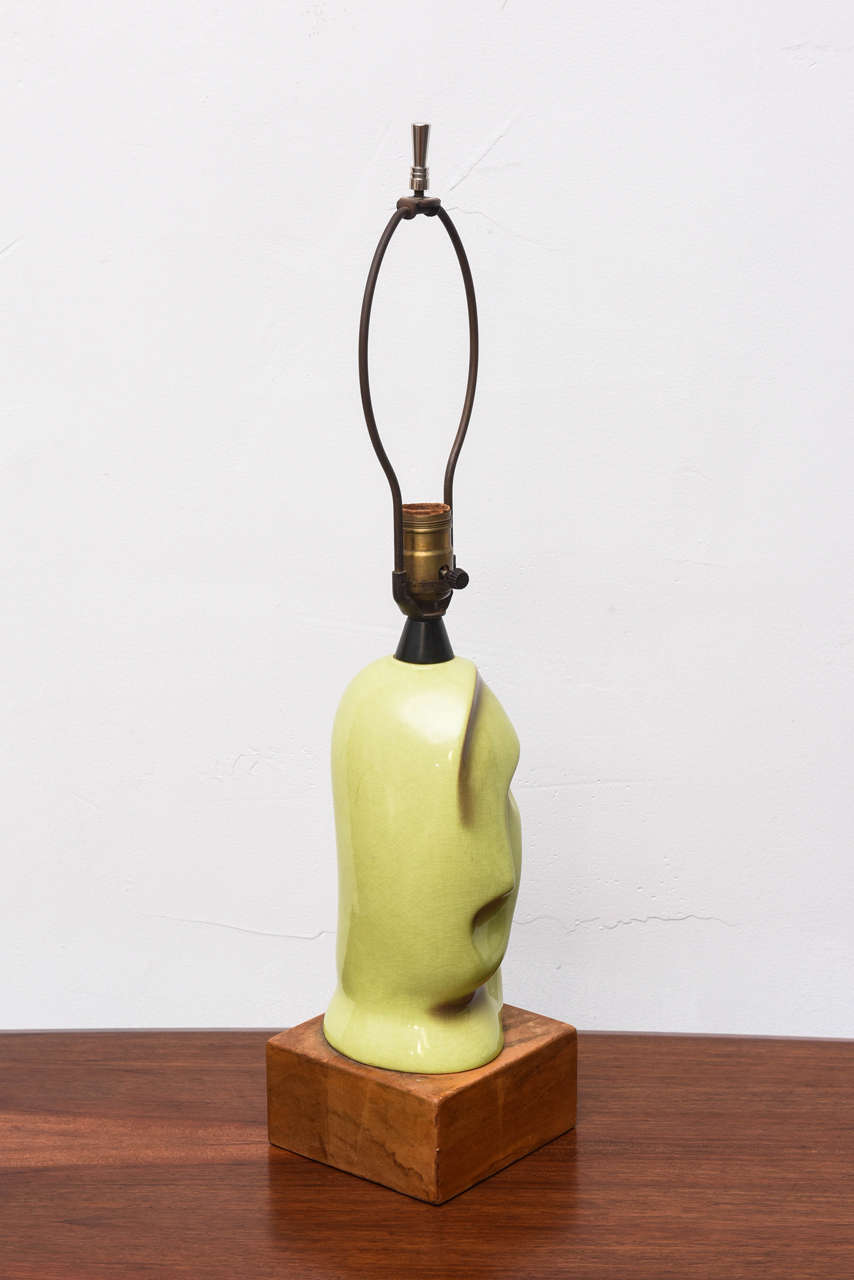 American Pair of Ceramic Heifetz Lamps, One Pale Green and One Pale Yellow, 1950s USA For Sale