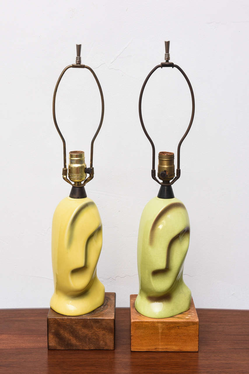 Pair of Ceramic Heifetz Lamps, One Pale Green and One Pale Yellow, 1950s USA For Sale 3