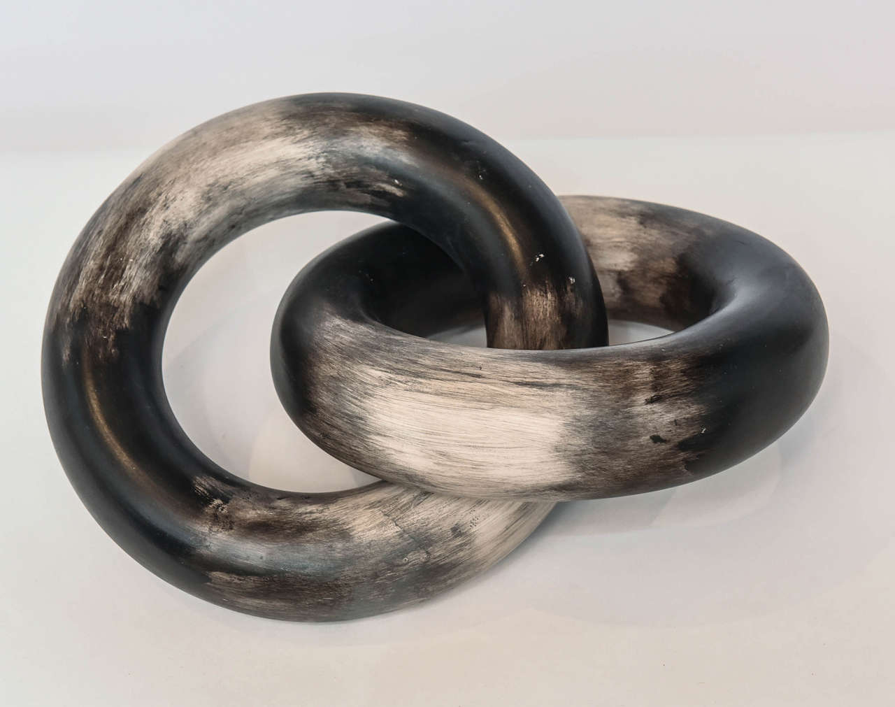 Modern Ceramic Horn Links
