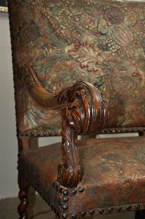 French 17th Century Louis XIV Walnut Settee For Sale
