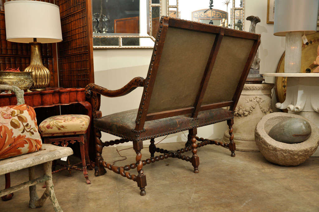 17th Century Louis XIV Walnut Settee In Good Condition For Sale In Los Angeles, CA
