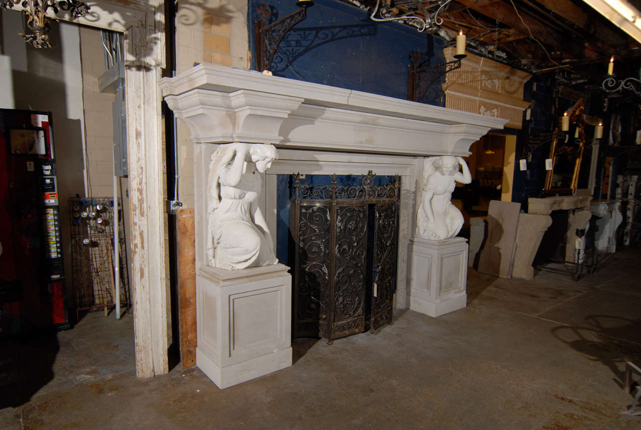 English Classical Style Stone mantel In Good Condition For Sale In Atlanta, GA