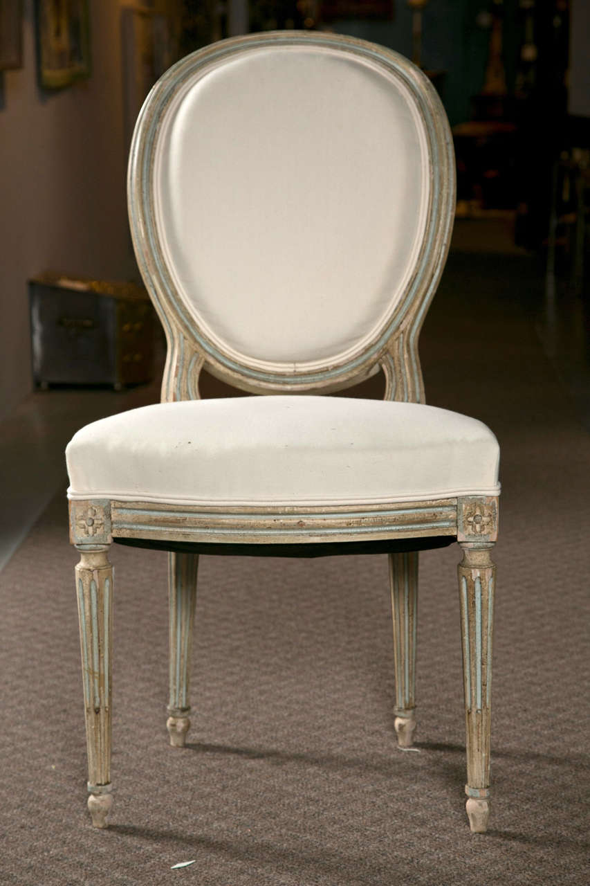 Pair of Vintage French Style Side Chairs For Sale at 1stDibs
