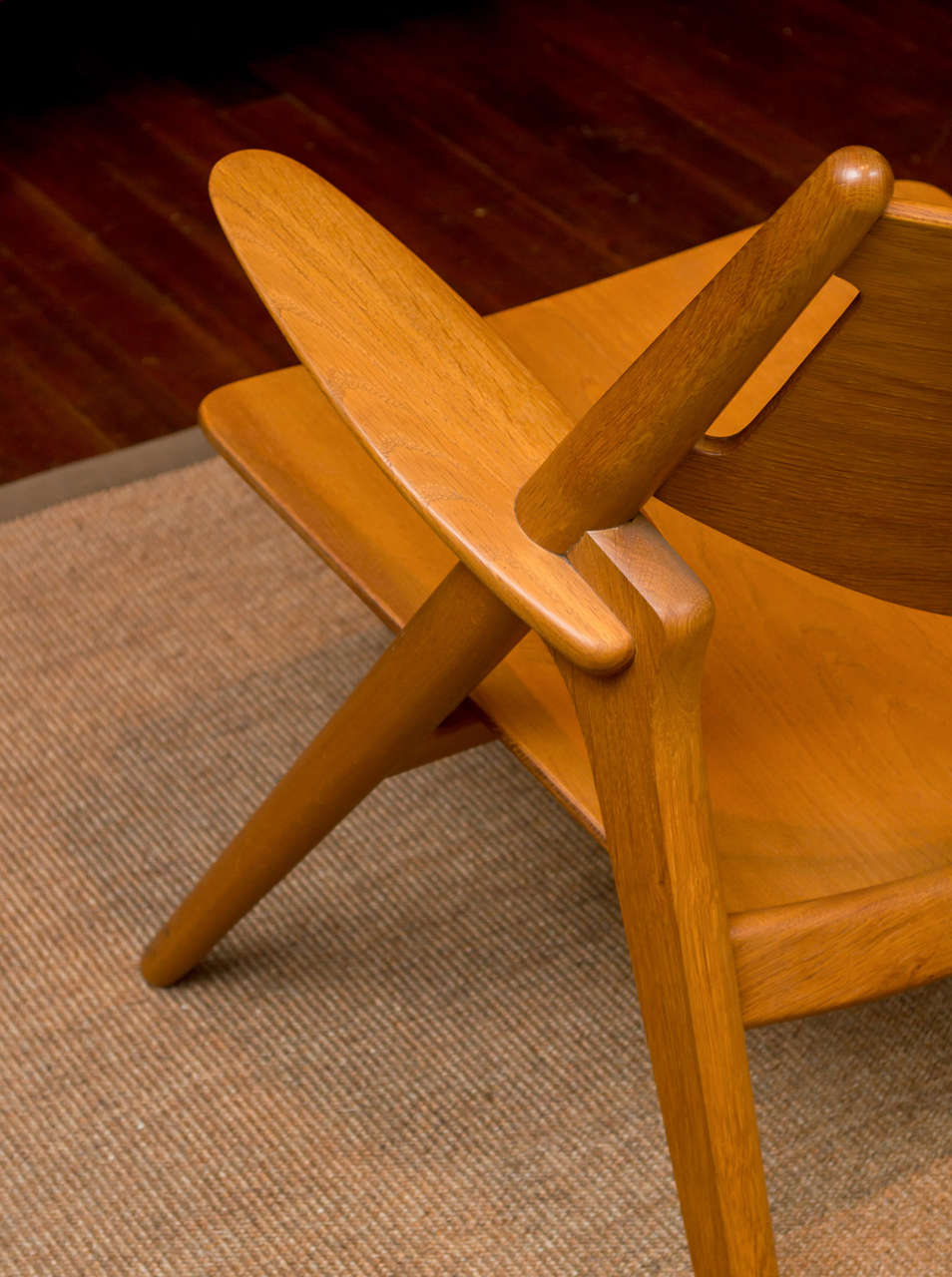 Mid-Century Modern Hans J Wegner Sawbuck Chair