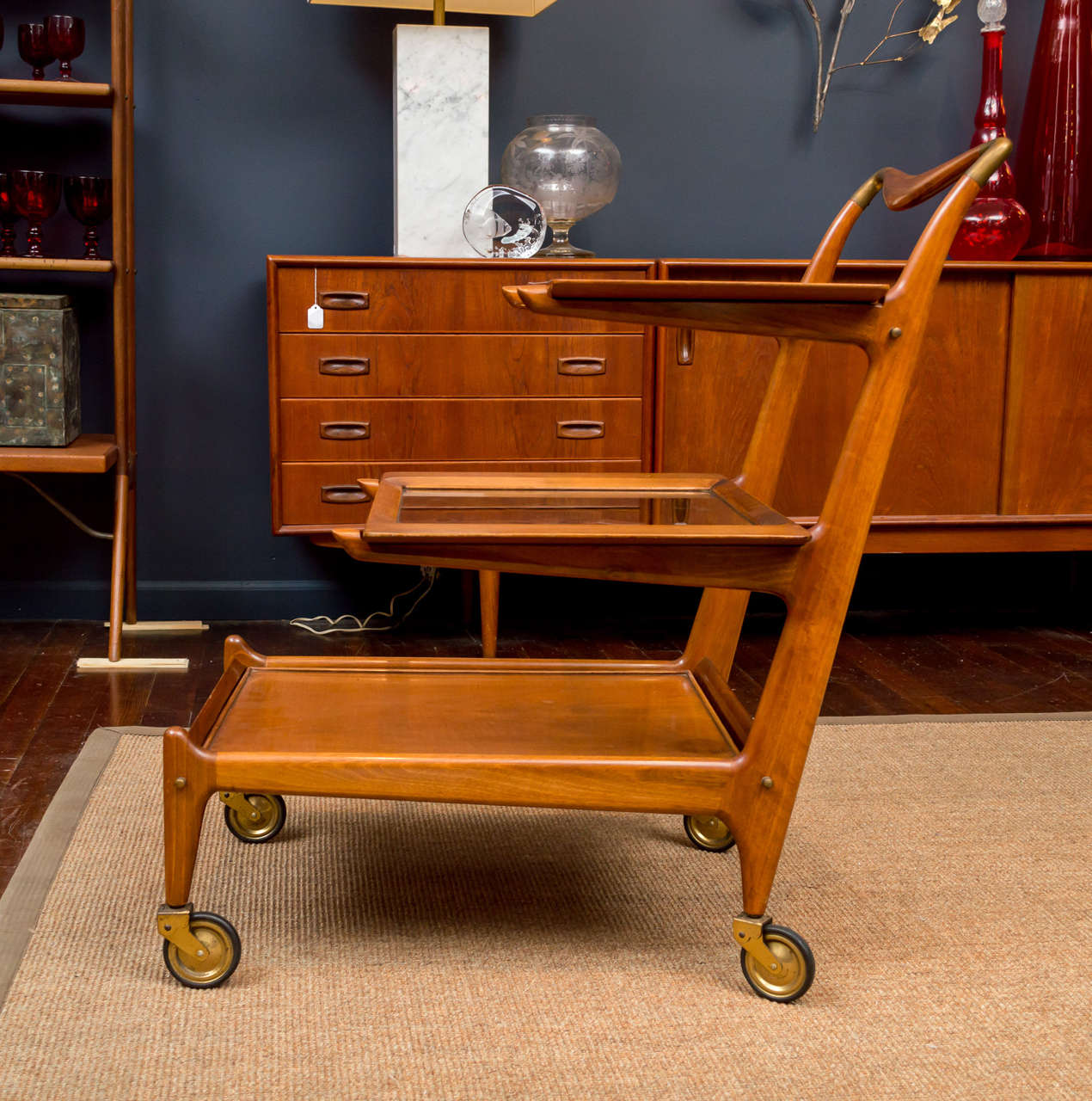 Cesare Lacca bar cart made in Italy, with two remove able serving trays.
Labeled, very good original condition.