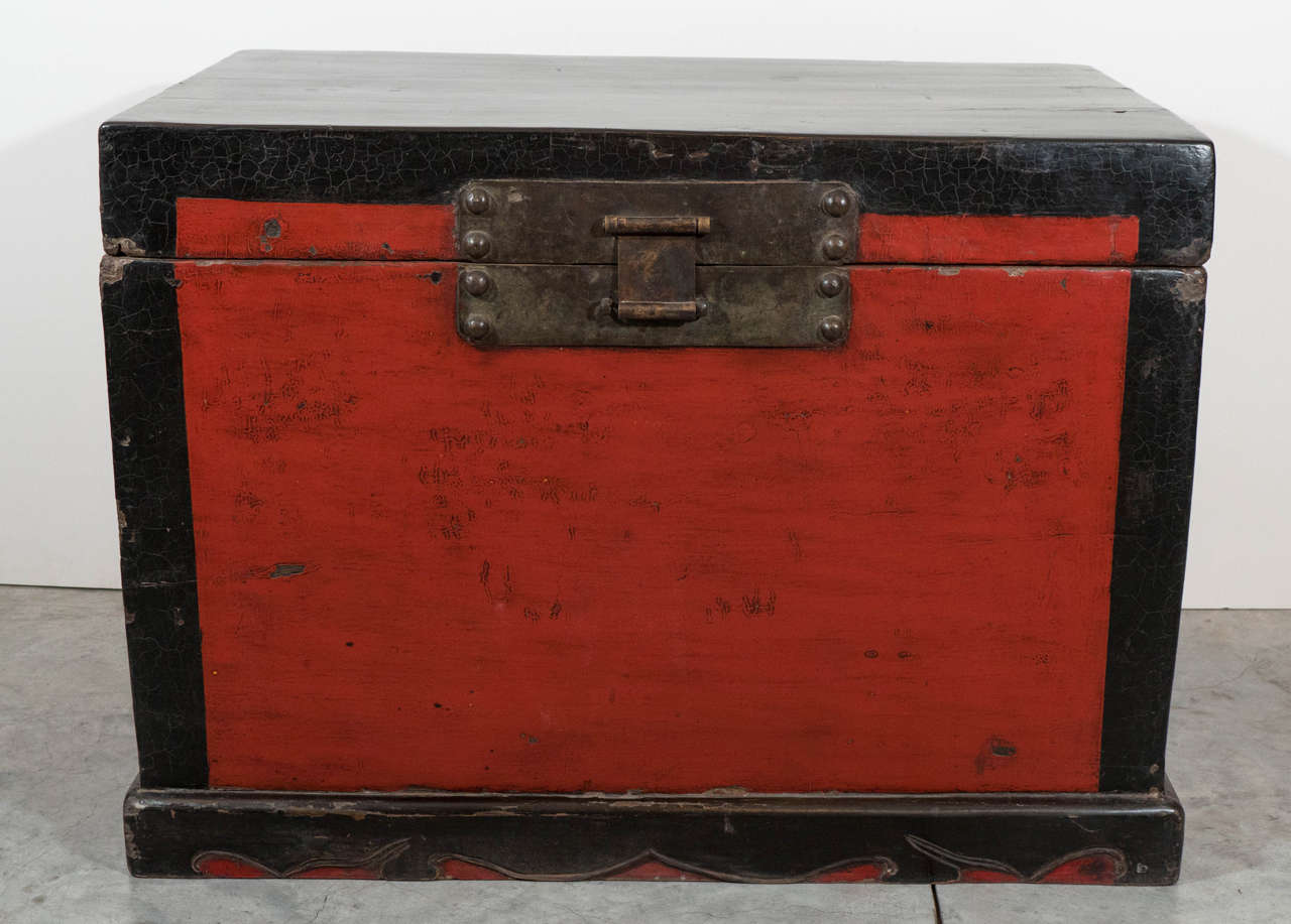 Striking Red and Black Lacquer Chinese Chest