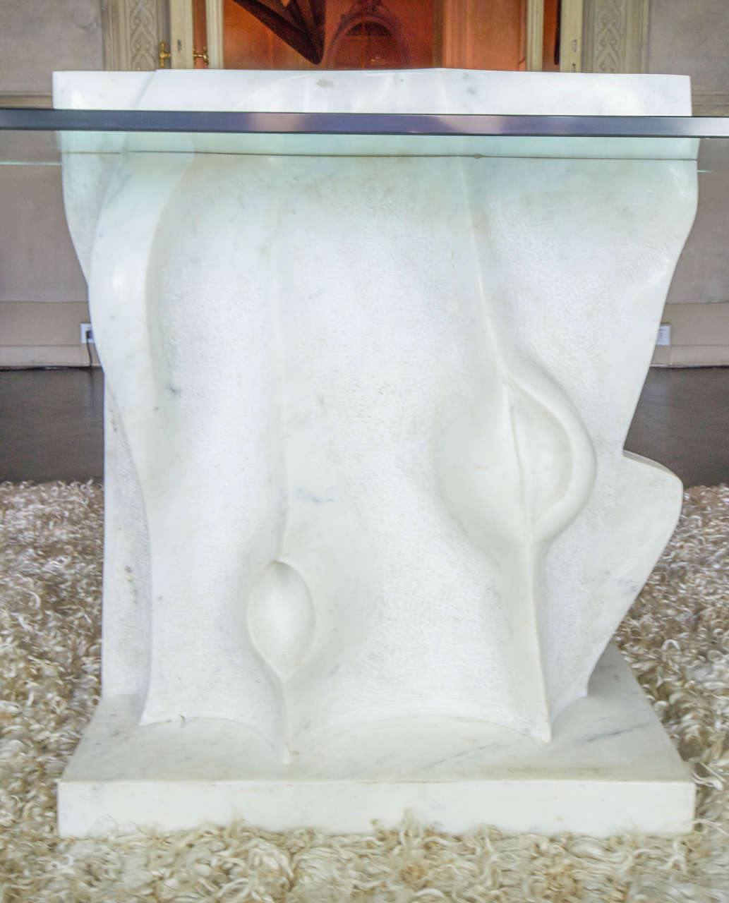 Coffa 81 White Carrara Marble and Glass Italian Sculptural Table, 1981. In Excellent Condition In Firenze, IT