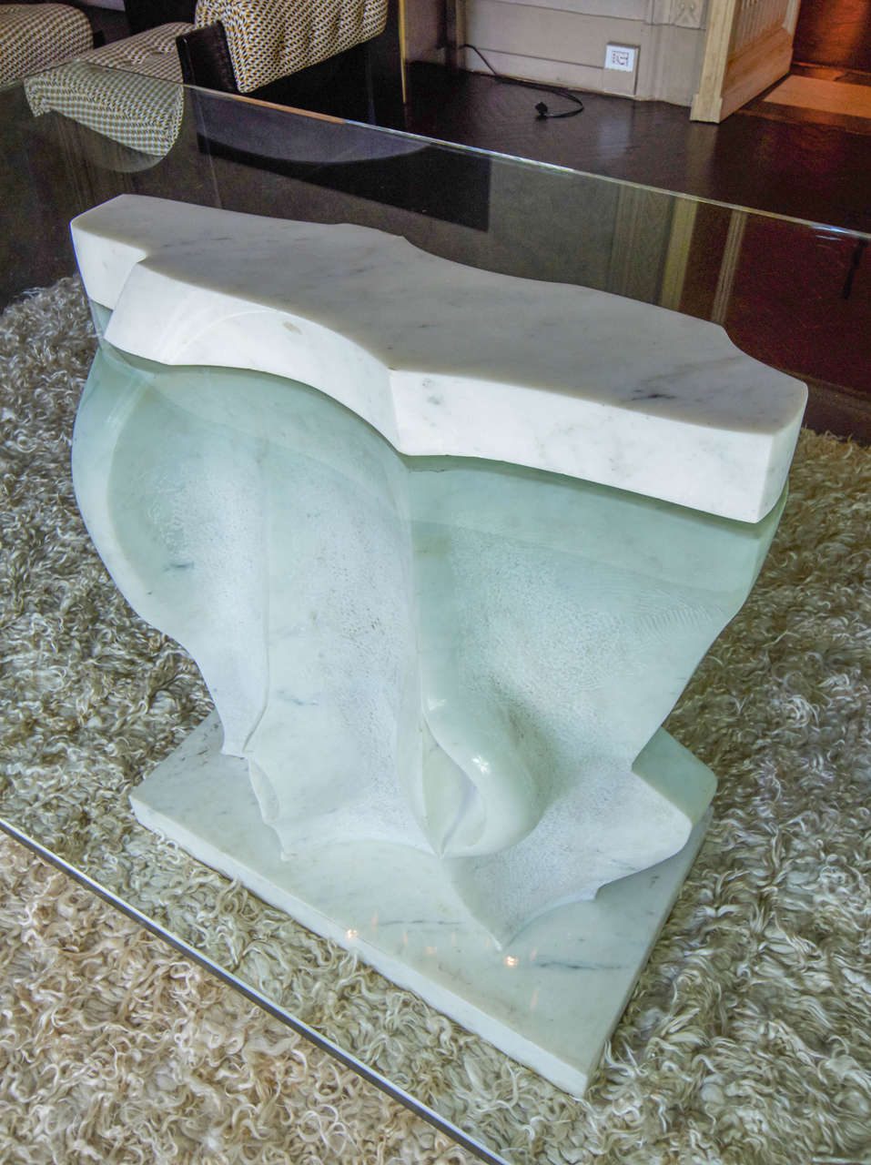 Coffa 81 White Carrara Marble and Glass Italian Sculptural Table, 1981. 1