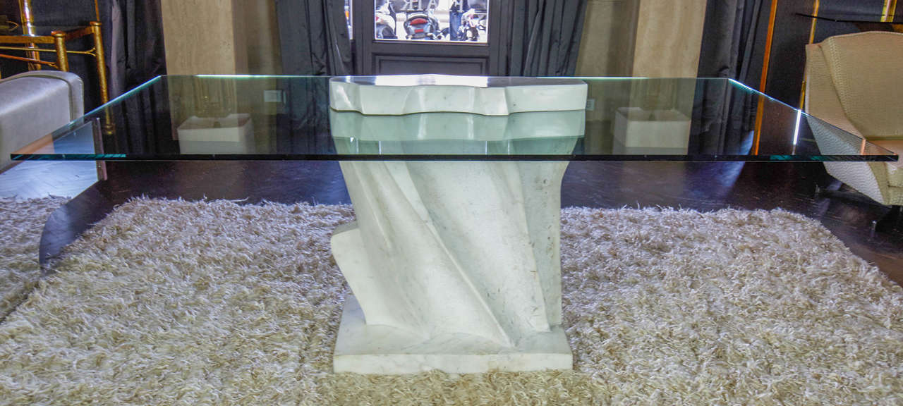 Coffa 81 White Carrara Marble and Glass Italian Sculptural Table, 1981. 4