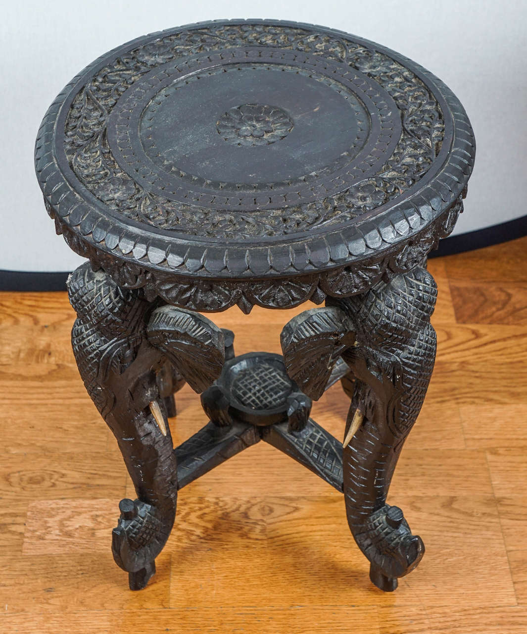 elephant stool india