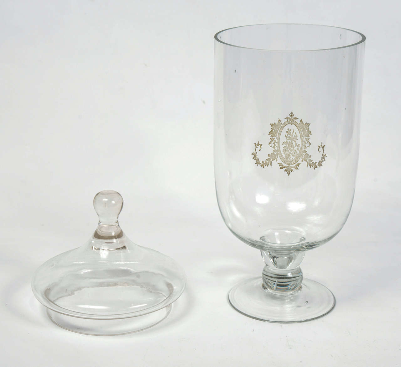 Pair of Ornamental Pots in Glass 2
