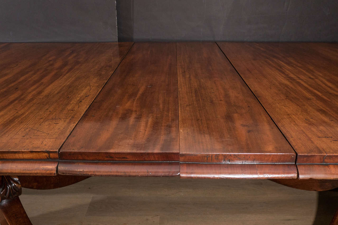 Irish Mahogany Twin Pedestal Dining Table Attributed to Williams & Gibton For Sale 4