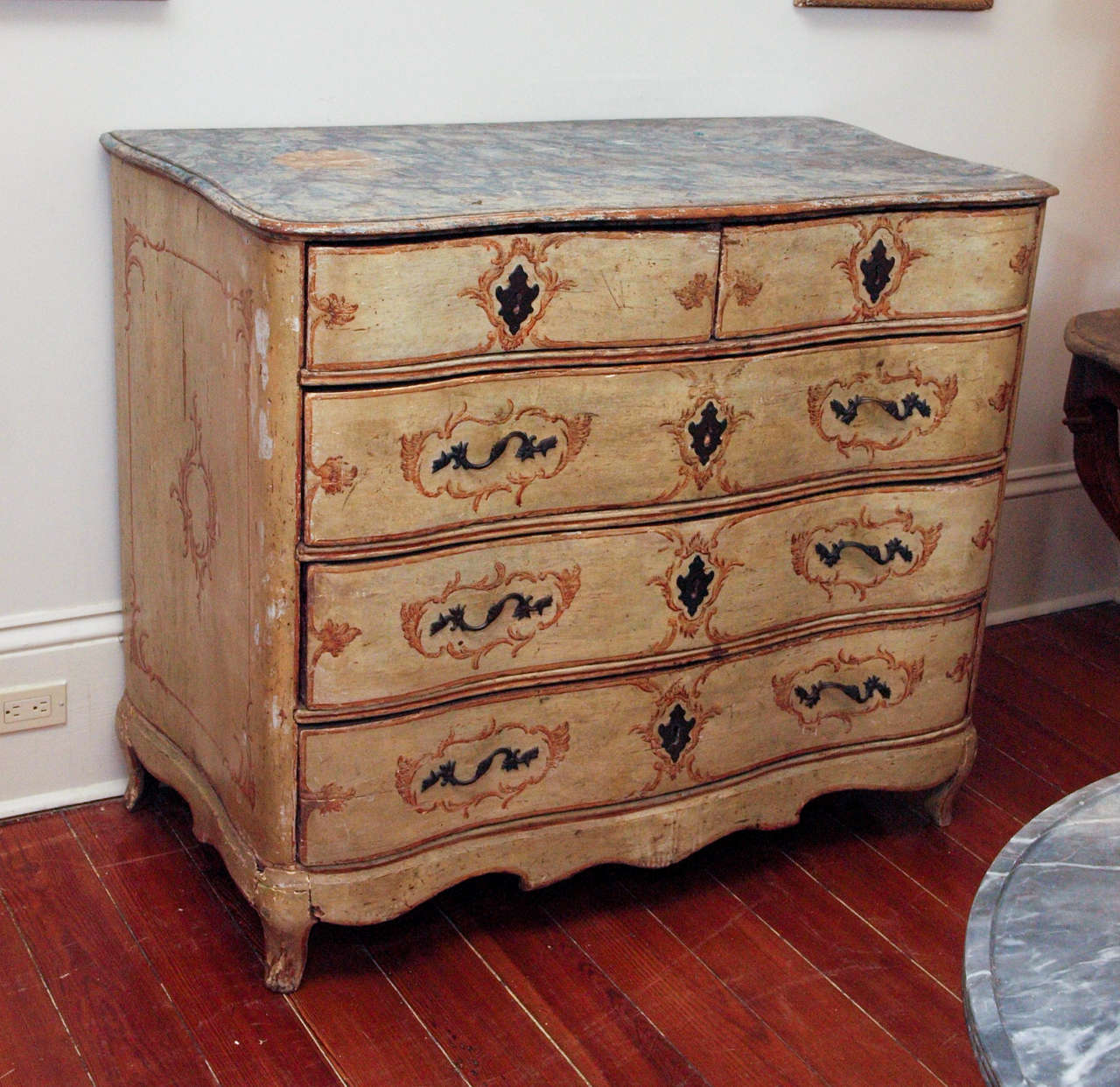 18c. Polychrome Genovese Commode