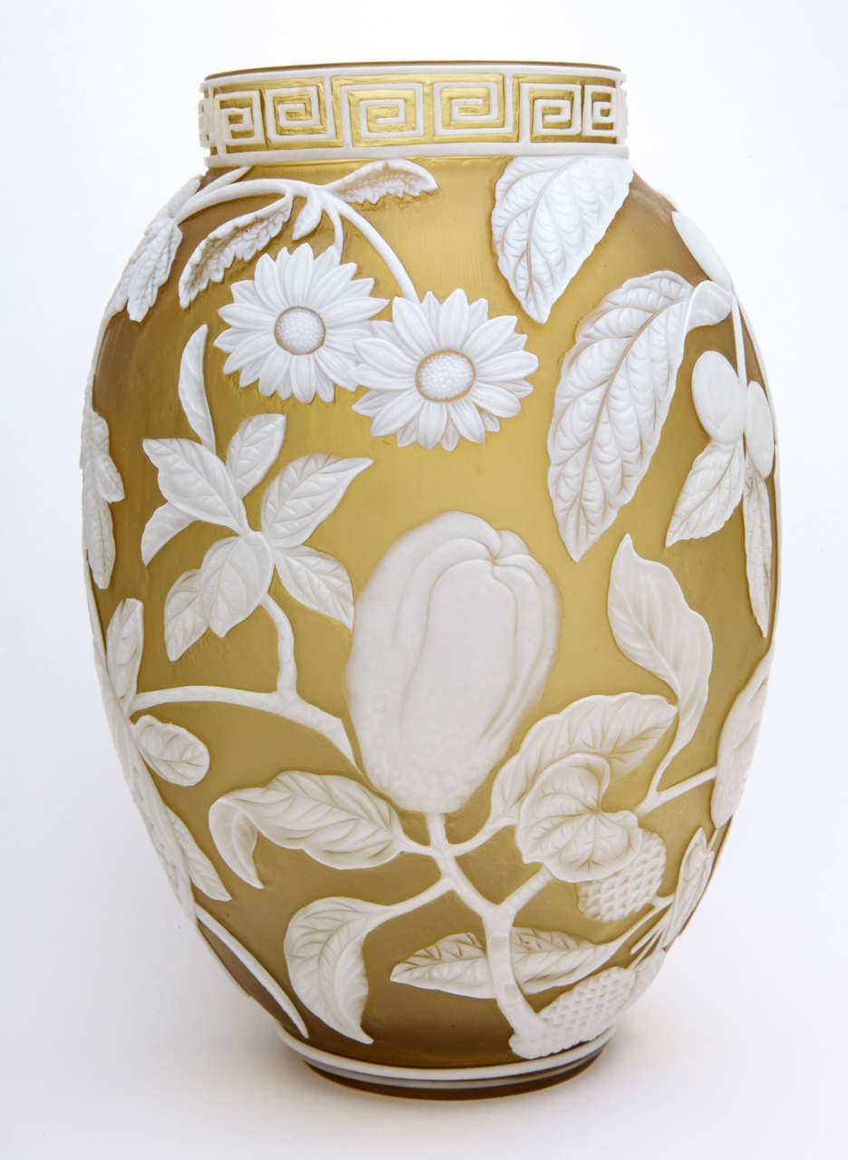 A Rare And Fine Signed Thomas Webb & Sons Cameo Vase In Excellent Condition For Sale In New York, NY
