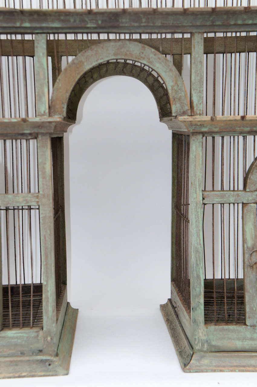 Arc de Triomphe Aviary In Good Condition In Hudson, NY