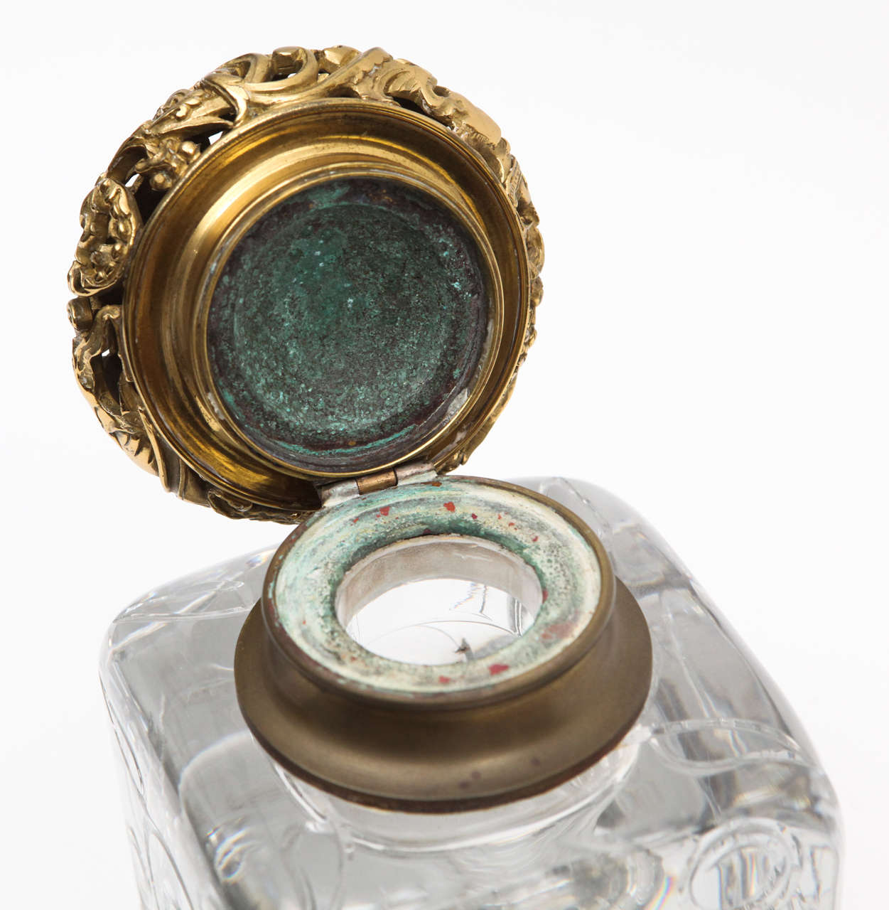 19th Century French Crystal and Bronze Inkwell For Sale 1