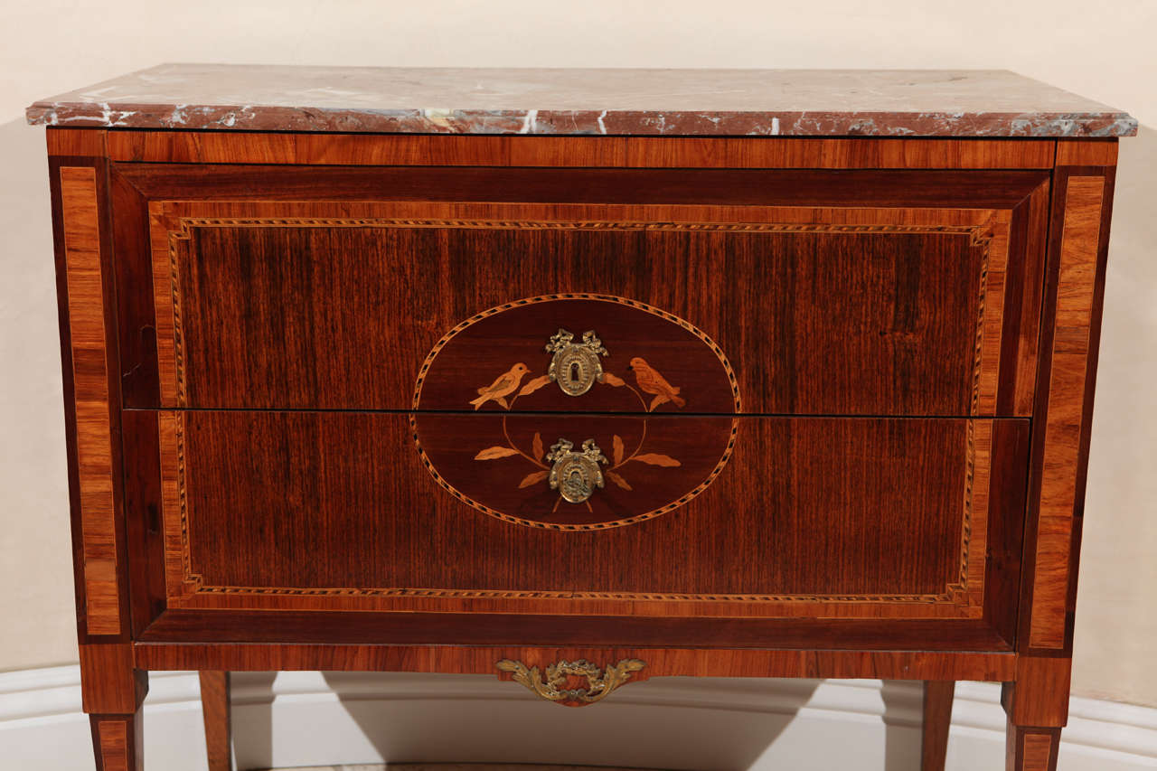 19th Century Italian Commode with Inlay In Excellent Condition For Sale In Los Angeles, CA