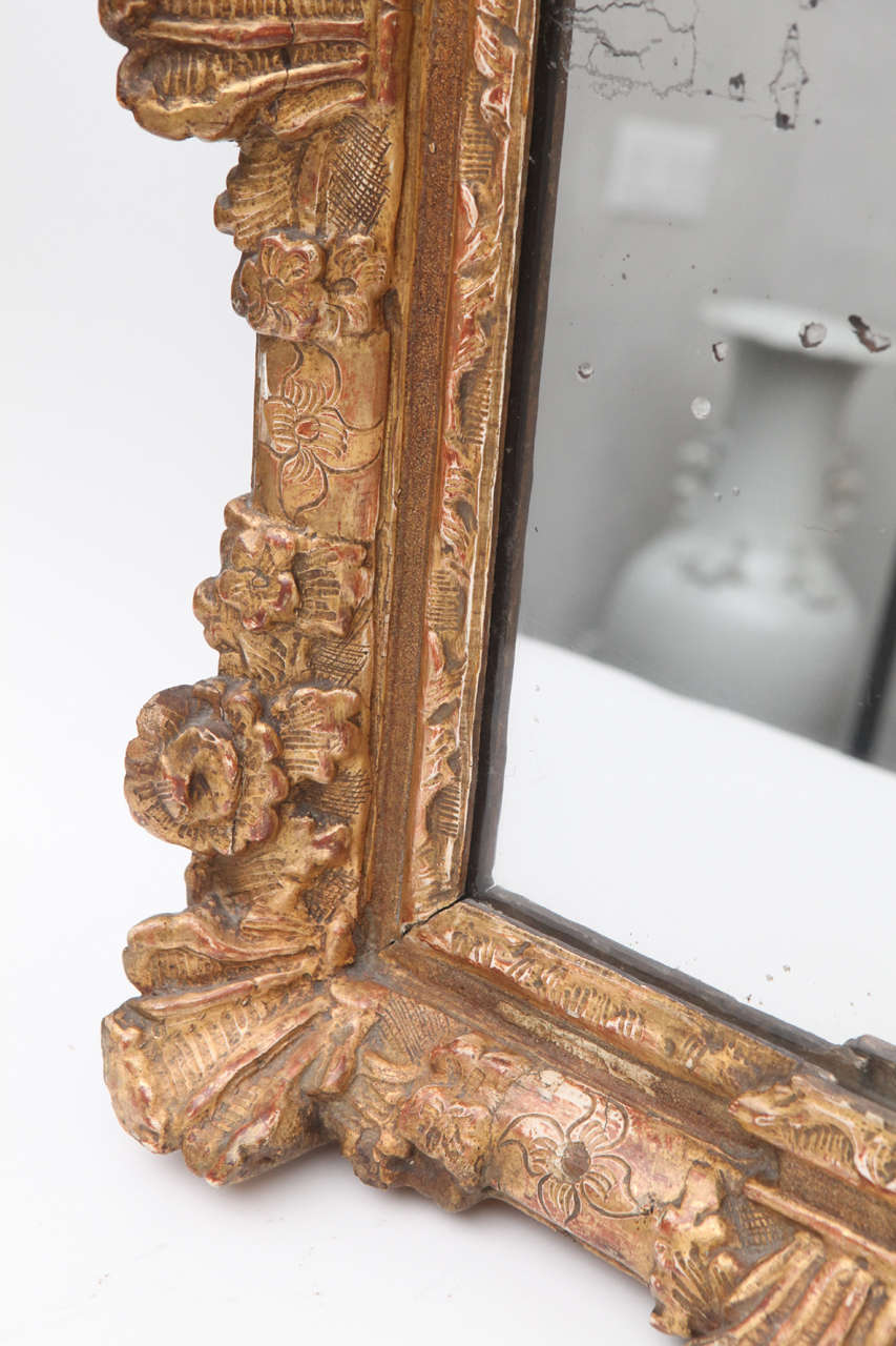 18th Century French Regence Giltwood Mirror For Sale 2