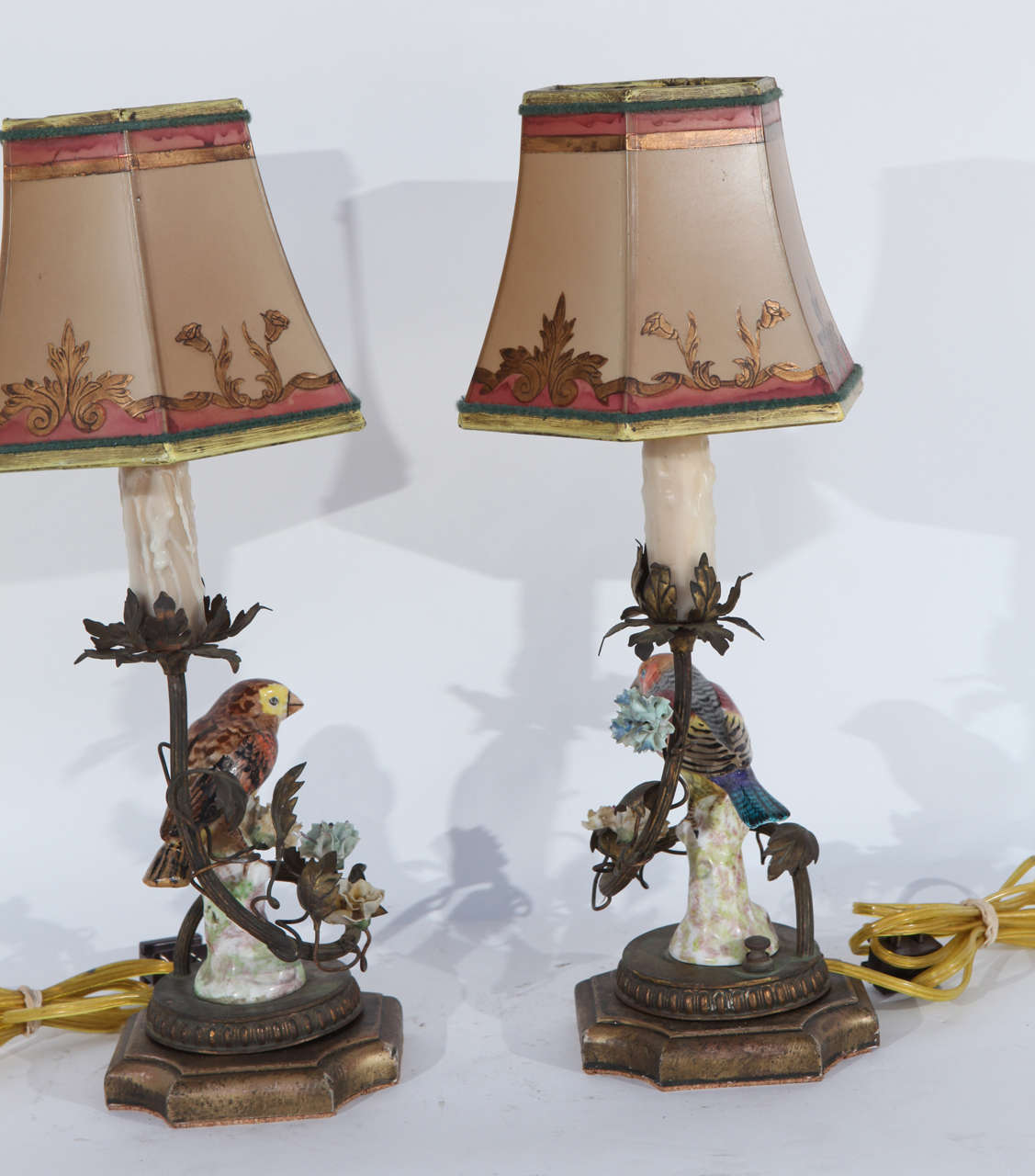 Hand-Painted Pair of 1900s German Porcelain Bird Lamps