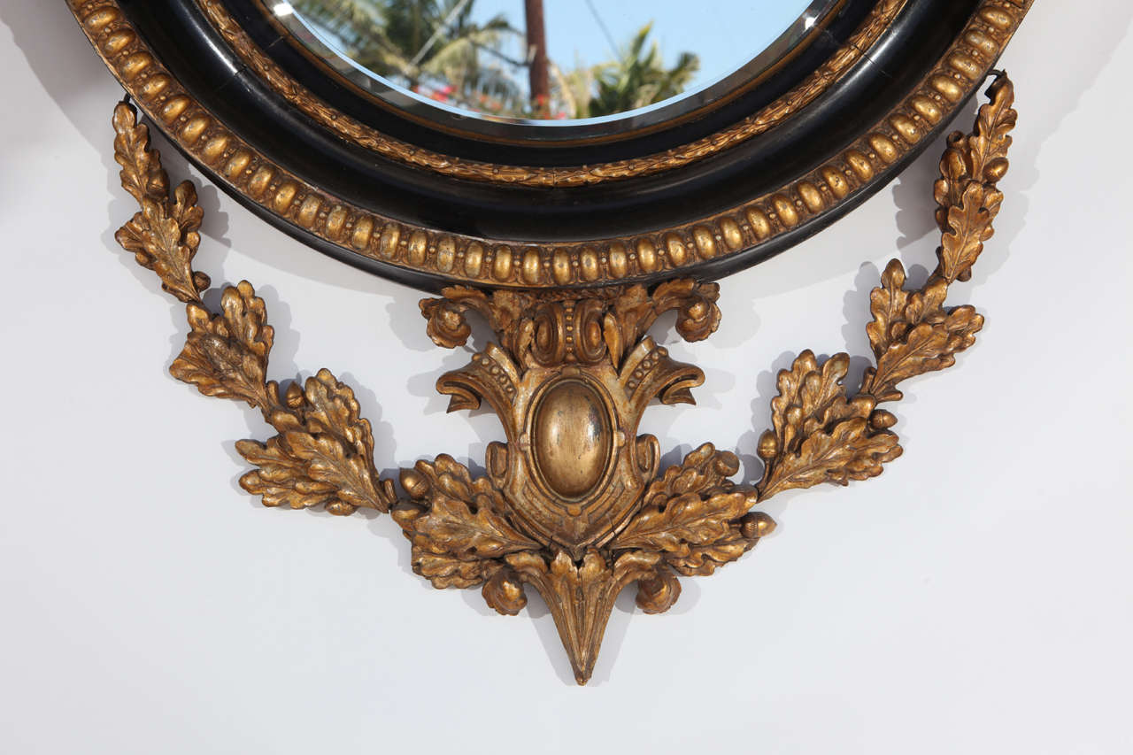 19th Century English Round Gesso Mirror In Excellent Condition In Los Angeles, CA