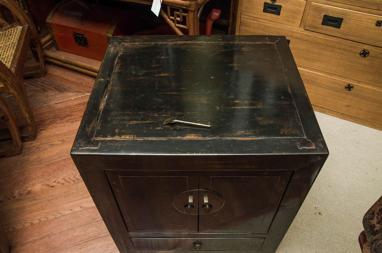 Elm Turn of the Century Qing Dynasty Black Lacquered Beijing Bedside Chest