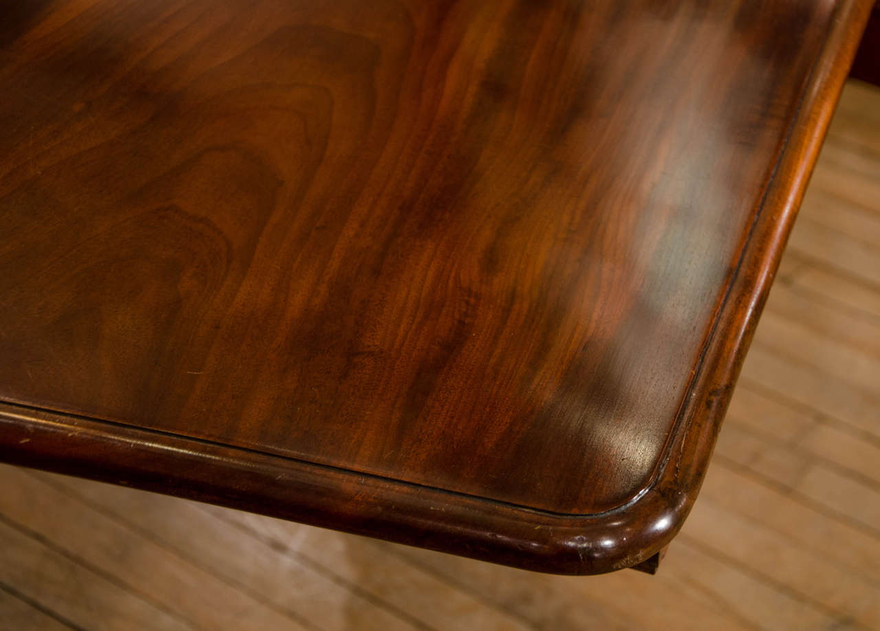 19th Century Mahogany Dining Table with Reeded Legs 5