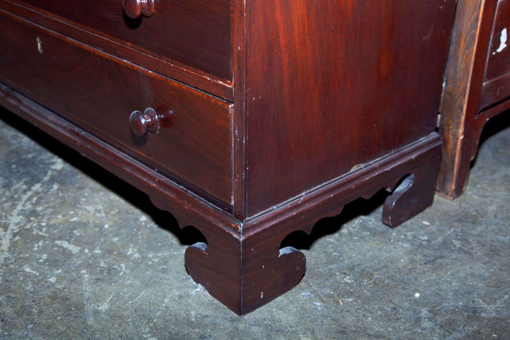 English mahogany chest of drawers, c. 1840 For Sale 1