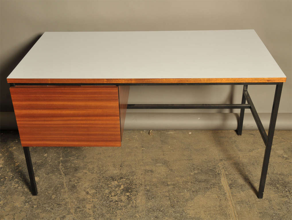 Desk model 620 by Pierre Guariche (1926-1995) 
Produced by Minvielle - Paris - circa 1955