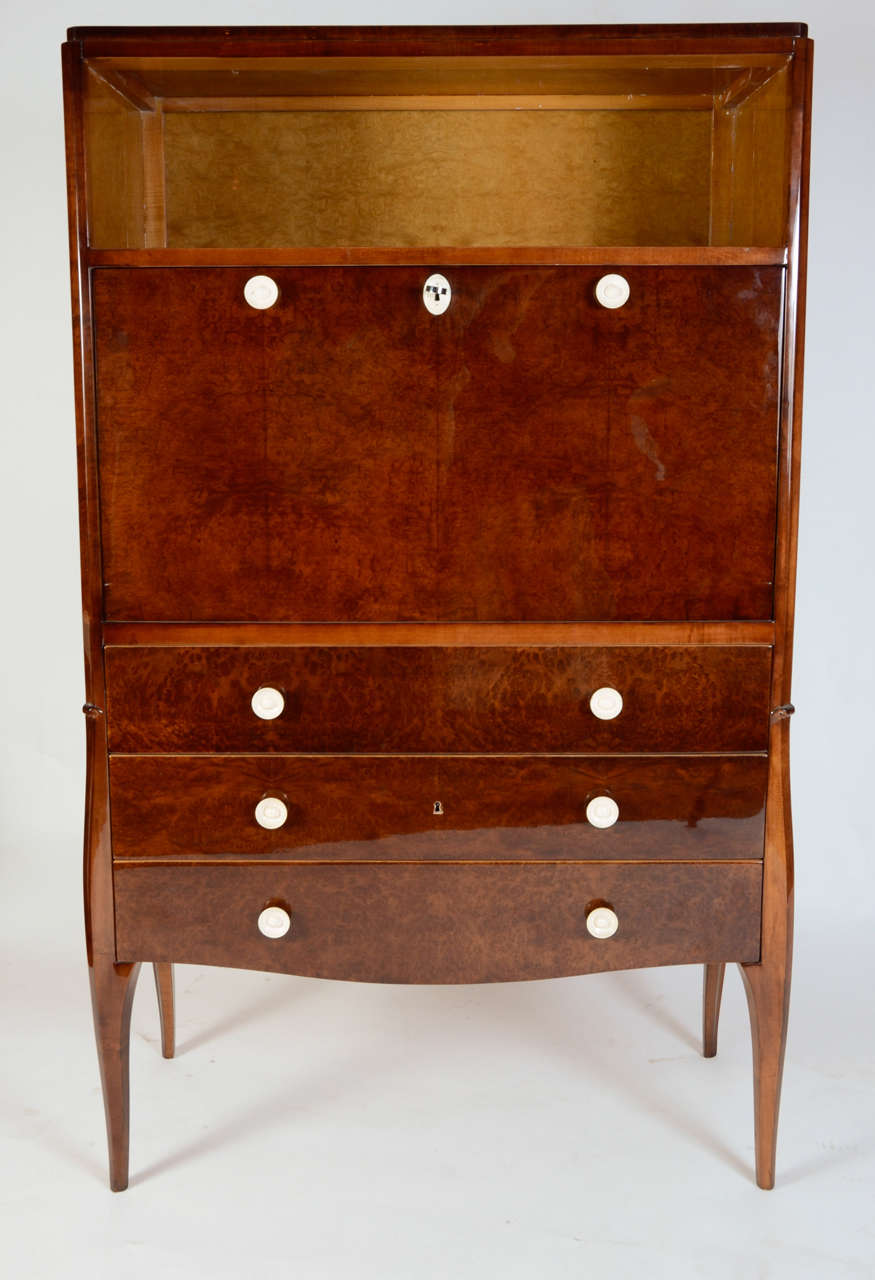 Exceptional secretaire by   in bird eyes Amboine and 