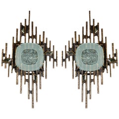 Un
enorme coppia di appliques progettate da Régis Royant