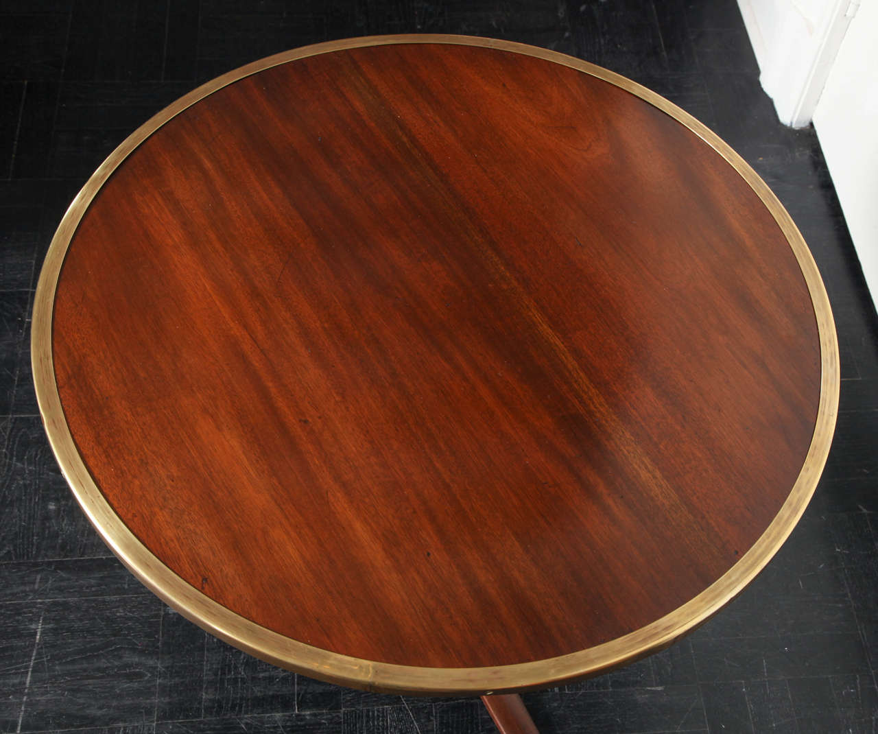 Mid-20th Century Mahogany Circular Table 2