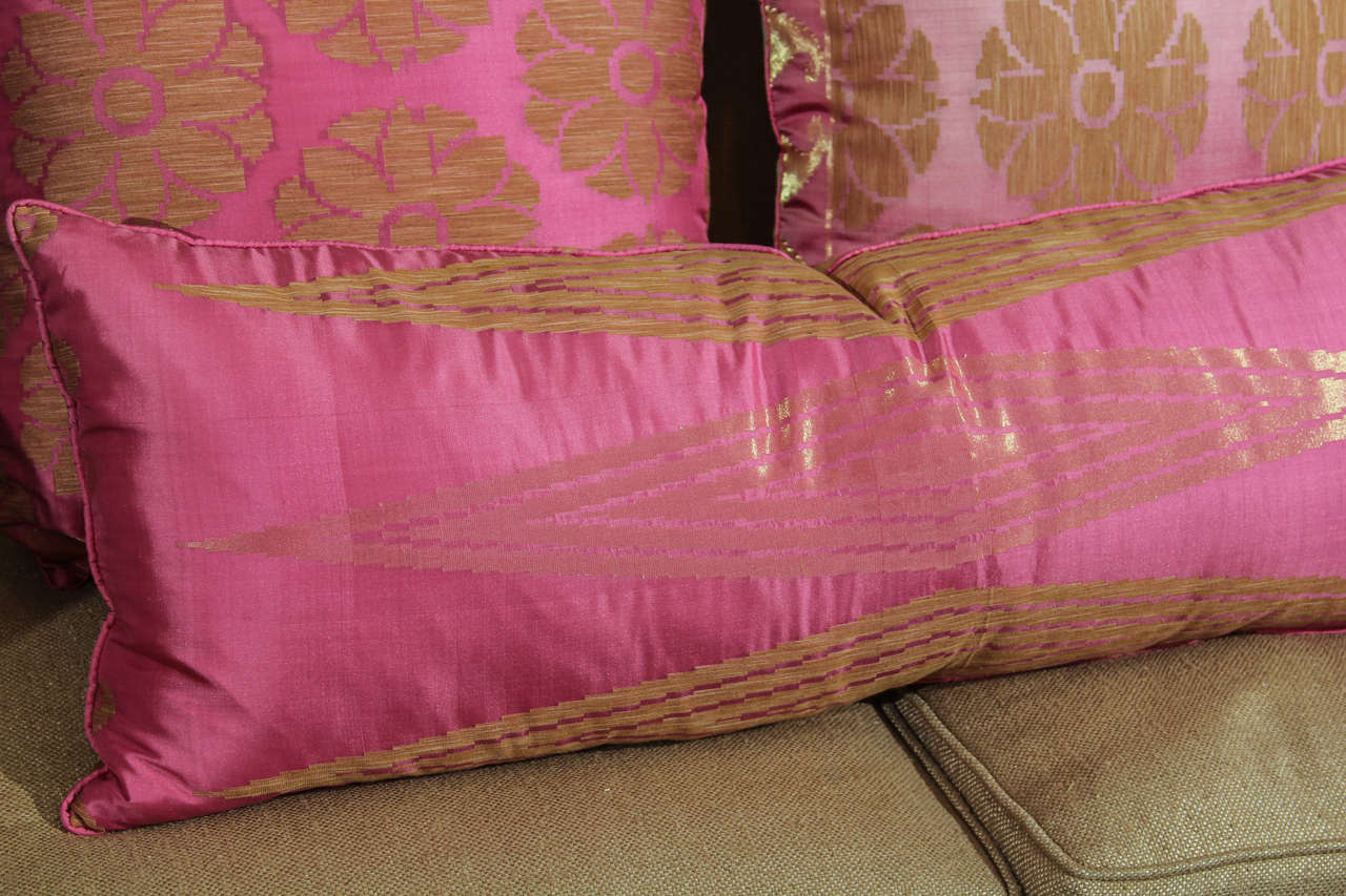 Pillows of Pink and Gold In Excellent Condition For Sale In Seattle, WA