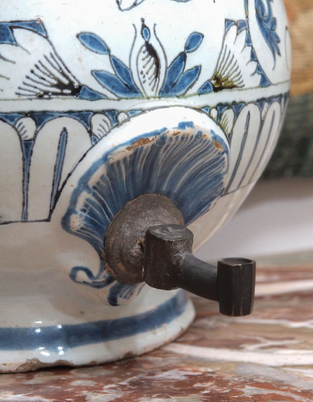 18th Century and Earlier 18th Century Blue and White Lavabo with Dolphins