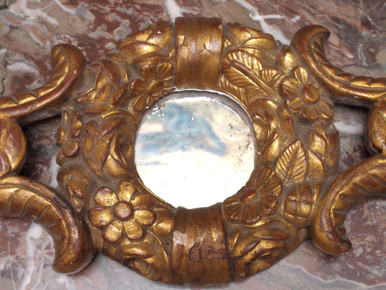 French Small Giltwood Wreath with Mirror For Sale