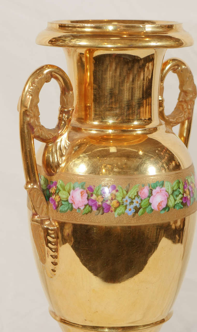 Pair Paris Porcelain Golden Mantle Vases Made in France Circa 1830 For Sale 2