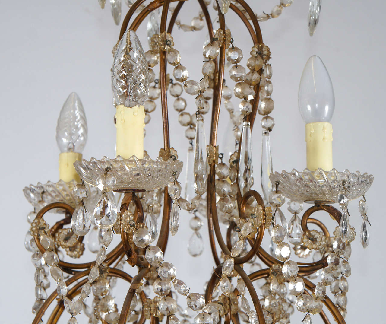French Crystal and Gilt 12-Light Chandelier For Sale