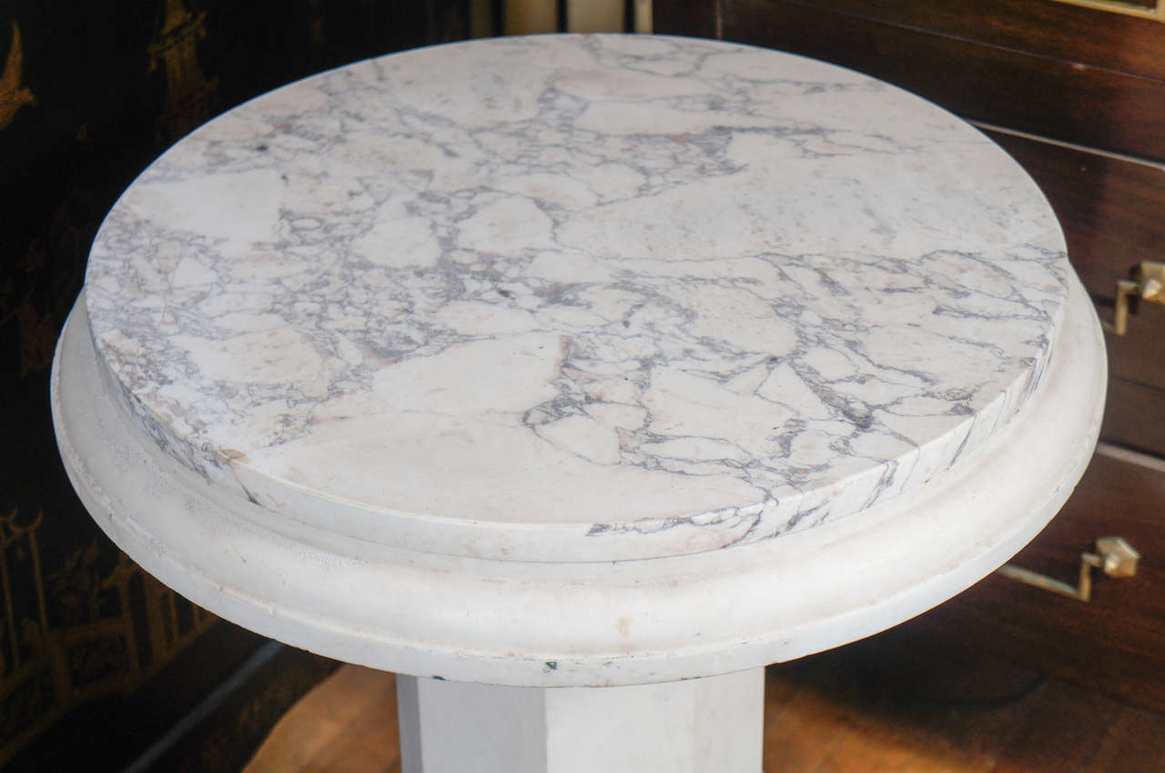 An Edwardian Carved Marble Table With a Marble Top In Excellent Condition In Hudson, NY
