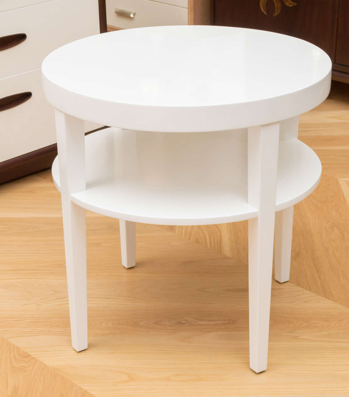 Perfect,  white lacquered Widdicomb side table.