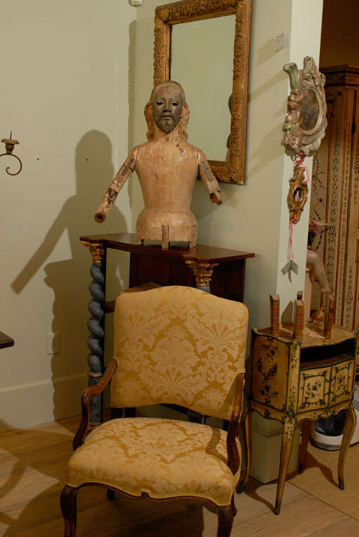 18th Century Spanish Colonial Carved Figure For Sale at 1stDibs