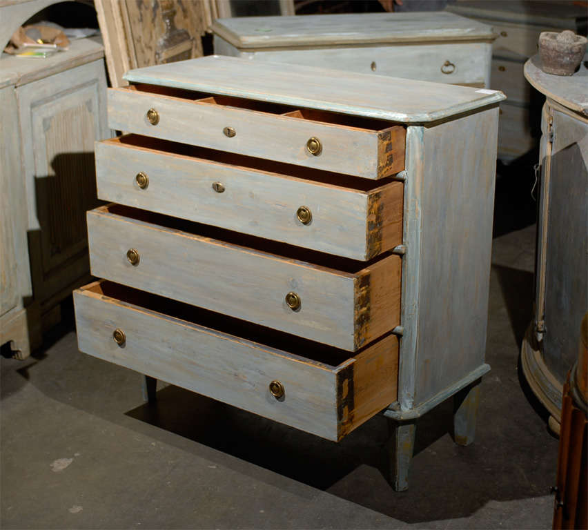 A Swedish Four-Drawer Painted Wood Chest of Gustavian Style. 3