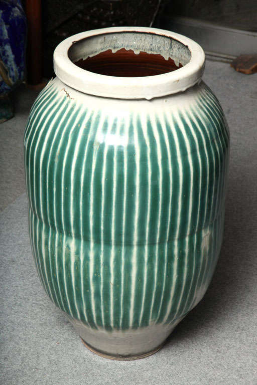 19th Century 1870s Japanese Shigaraki Ceramic Storage Jar with Celadon Glaze, Meiji Period