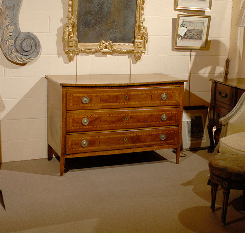 Italian Neoclassical Walnut Commode with Parquetry Inlay