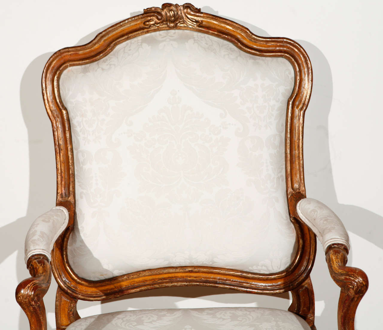 Chaise italienne de style rococo du 18ème siècle Bon état - En vente à Newport Beach, CA