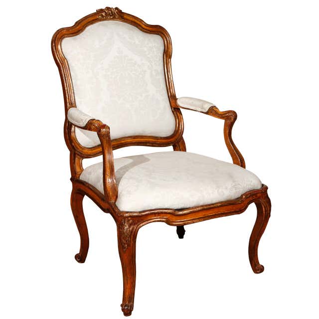 18th Century Italian Rococo Painted Fauteuil en Cabriolet For Sale at ...