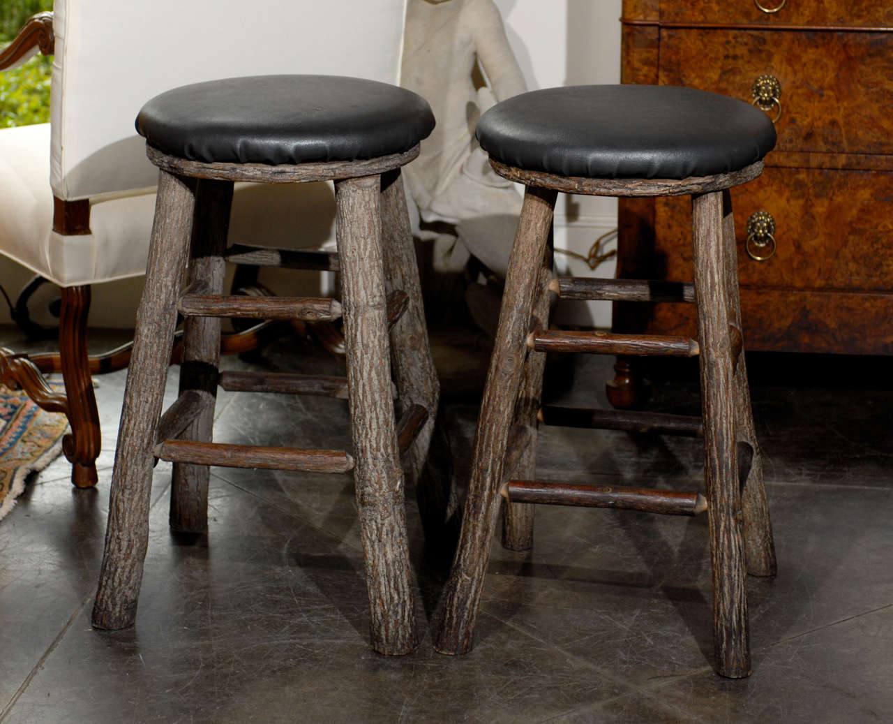 Wood 10 Round Rustic Vintage Bar Stools with Tree Logs Legs from the 20th Century For Sale